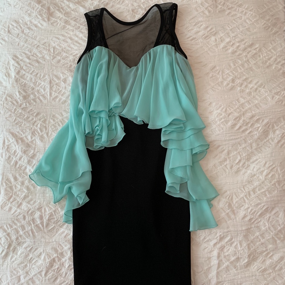 LF Stores Renee London bodycon dress